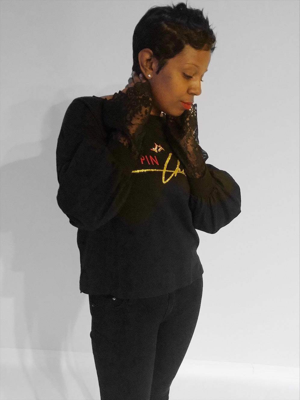 Belle Lace Opened Sleeve Sweatshirt