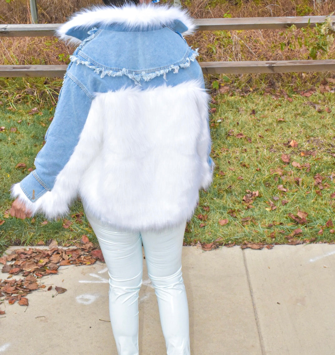 White jean jacket with fashion fur