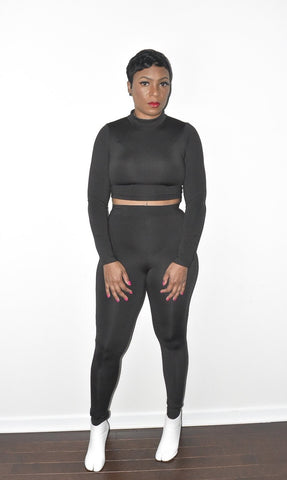 POPPIN Cropped 2 Piece Turtle Neck Set