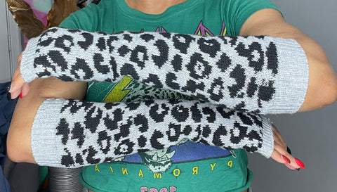 POPPIN Cheetah Arm Warmers